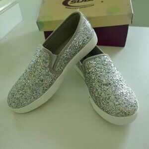 COPY - NWT Soda silver glitter slip on sneakers girls size 4